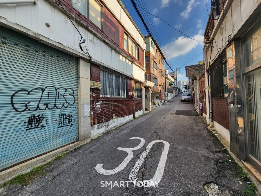 서울 시내 노후 주택 단지. 본 기사와 직접적 연관 없음. 출처=김종현 기자