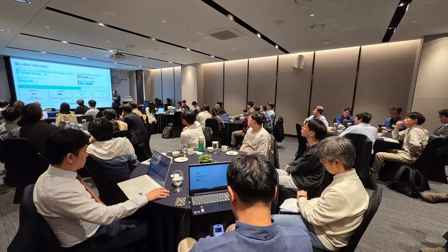 씨플랫폼이 HPE, W&B, 노바디엑스와 함께 ‘AI 기반 제약·바이오·헬스케어 R&D 가속화 전략 세미나’를 개최하고, 국내 제약·바이오 산업을 위한 AI R&D 전략을 제시했다.