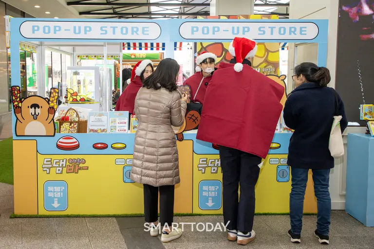 호반프라퍼티가 운영하는 아브뉴프랑 판교에서 오는 21일까지 한국수자원공사의 ‘득댐그래놀라바 팝업스토어’가 운영된다. (사진제공=호반그룹)